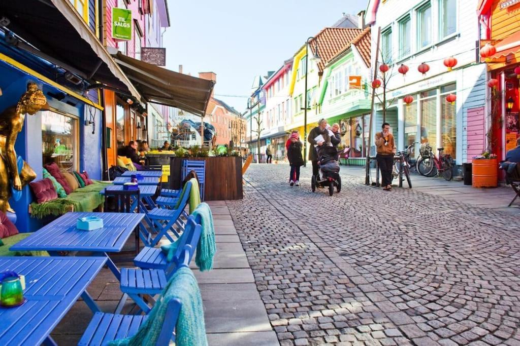 Practical Basement Apt With All Home Comforts Close To City Centre Stavanger Luaran gambar