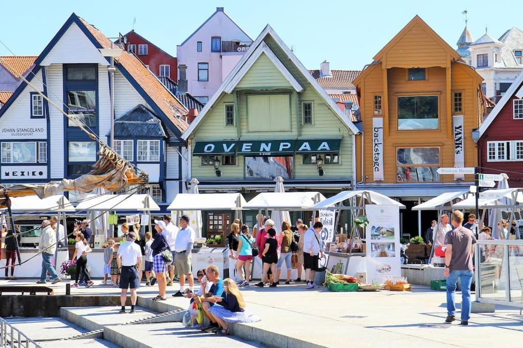 Practical Basement Apt With All Home Comforts Close To City Centre Stavanger Luaran gambar