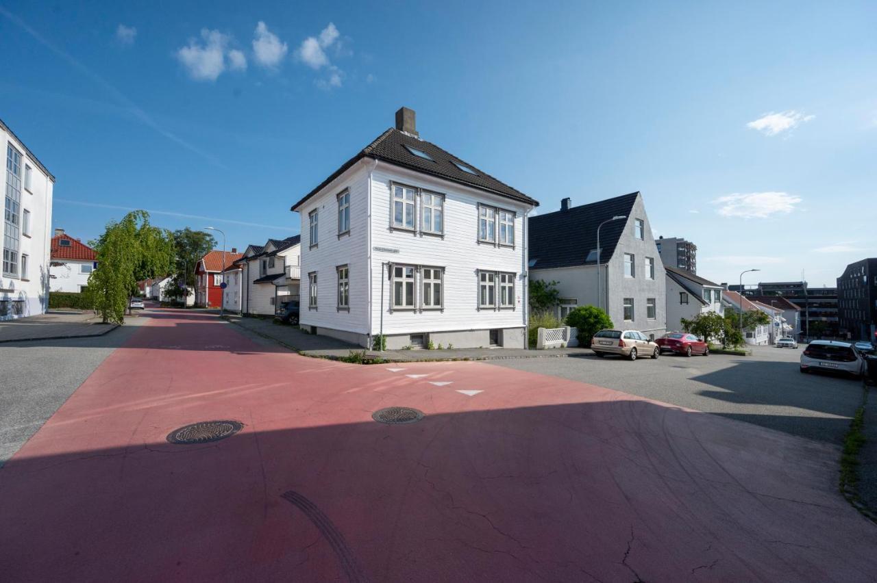 Practical Basement Apt With All Home Comforts Close To City Centre Stavanger Luaran gambar